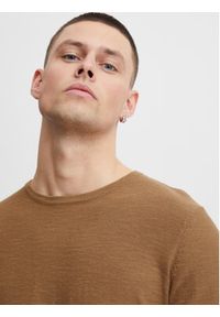 Blend Sweter 20715134 Brązowy Slim Fit. Kolor: brązowy. Materiał: bawełna #6