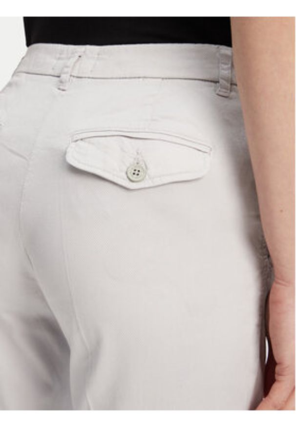 United Colors of Benetton - United Colors Of Benetton Chinosy 4CDR558R5 Szary Slim Fit. Kolor: szary. Materiał: bawełna