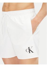 Calvin Klein Swimwear Szorty kąpielowe KM0KM01101 Biały Regular Fit. Kolor: biały. Materiał: syntetyk #3