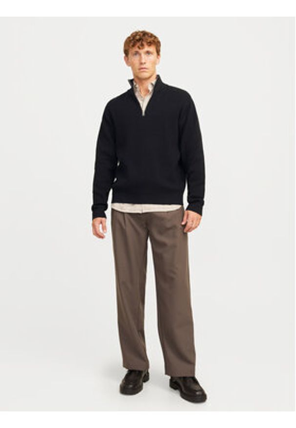 Jack & Jones - Jack&Jones Sweter Milano 12259664 Czarny Relaxed Fit. Kolor: czarny. Materiał: bawełna