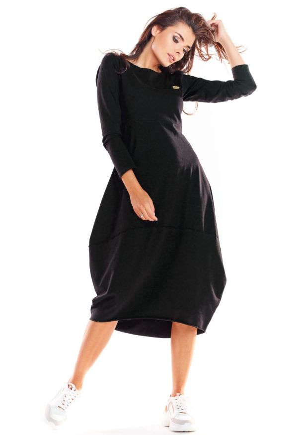 Infinite You - Bawełniana sukienka dopasowana góra i obszerny dół czarna. Okazja: na co dzień. Kolor: czarny. Materiał: bawełna. Styl: casual