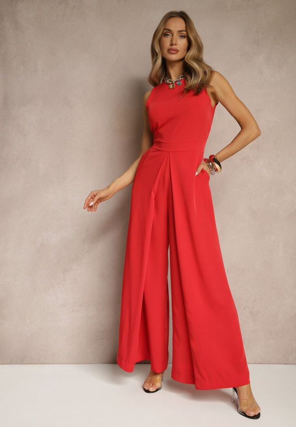 Renee - Czerwony Kombinezon Bez Rękawów z Nogawkami Wide Leg Noreldi. Okazja: na co dzień. Kolor: czerwony. Długość rękawa: bez rękawów. Styl: elegancki, casual