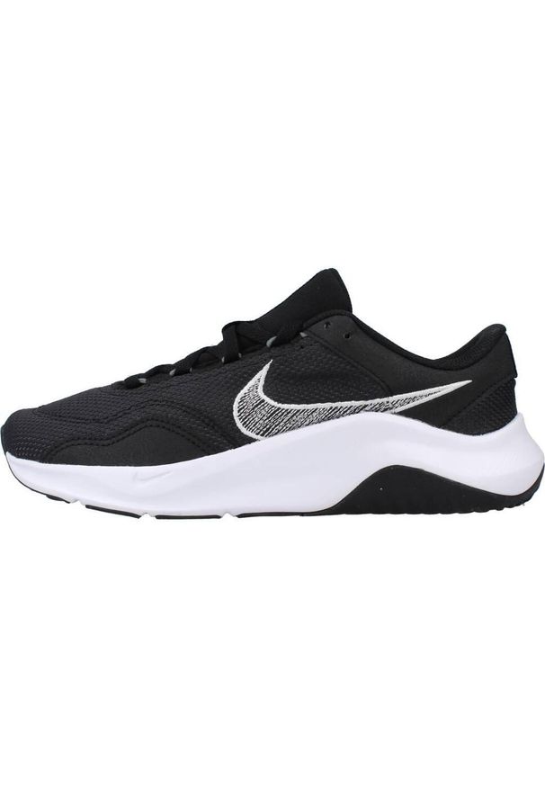 Tenisówki Nike Model Legend Essential 3 Wome Kolor Czarny. Kolor: czarny. Materiał: guma, materiał, tkanina, syntetyk