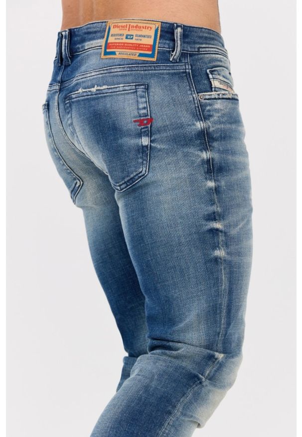 Diesel - DIESEL Niebieskie jeansy męskie 1979 SLEENKER. Okazja: na co dzień. Kolor: niebieski. Styl: casual
