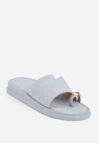 Born2be - Niebieskie Klapki Typu Japonki z Metaliczną Ozdobą Samrina. Okazja: na co dzień. Kolor: niebieski. Materiał: jeans, koronka. Wzór: aplikacja. Sezon: lato. Styl: casual #8