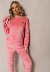 Renee - Różowy Komplet Piżamowy Luźna Bluza i Spodnie Joggery Mlikena. Kolor: różowy