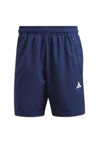 Adidas - Spodenki krótkie treningowe męskie adidas Essentials. Kolor: niebieski, wielokolorowy, biały. Materiał: materiał. Długość: krótkie. Sport: bieganie