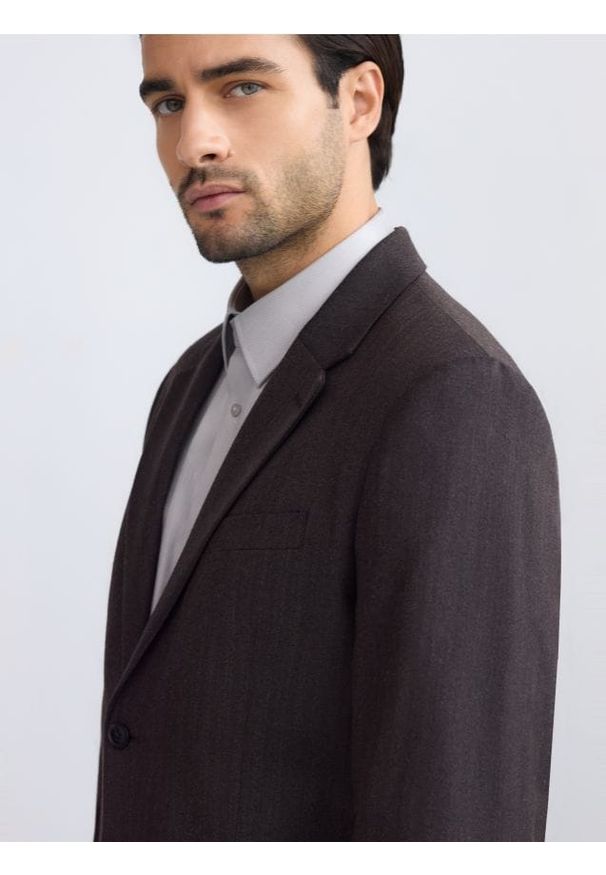 Reserved - Marynarka slim fit z wełną - brązowy. Kolor: brązowy. Materiał: wełna