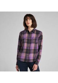 Lee - LEE REGULAR WESTERN SHIRT DAMSKA KOSZULA Z DŁUGIM RĘKAWEM KRATKA AMETHYST ORCHID L45SXATI 112140157. Długość rękawa: długi rękaw. Długość: długie. Wzór: kratka