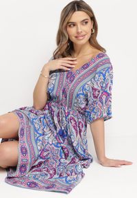 Born2be - Niebiesko-Fuksjowa Sukienka Maxi z Wiskozy w Stylu Boho z Wzorem Paisley i Gumką w Pasie Naroli. Okazja: na co dzień, na spacer. Typ kołnierza: dekolt w kształcie V. Kolor: niebieski. Materiał: wiskoza. Wzór: paisley. Sezon: lato. Styl: boho. Długość: maxi #3