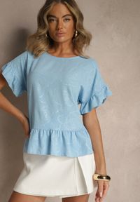 Renee - Jasnoniebieska Bluzka Oversize Ozdobiona Falbanami Liriele. Okazja: na co dzień. Kolor: niebieski. Materiał: jeans. Wzór: aplikacja. Styl: casual