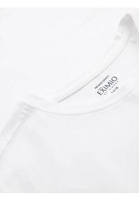 Ombre Clothing - Męski t-shirt SLIM FIT z elastanem i printem – biały V2. Okazja: na co dzień. Typ kołnierza: dekolt w serek. Kolor: biały. Materiał: elastan. Wzór: nadruk. Styl: casual #7