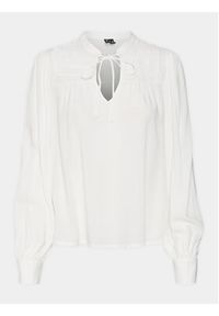 Vero Moda Bluzka Bumpy 10300602 Biały Regular Fit. Kolor: biały. Materiał: wiskoza