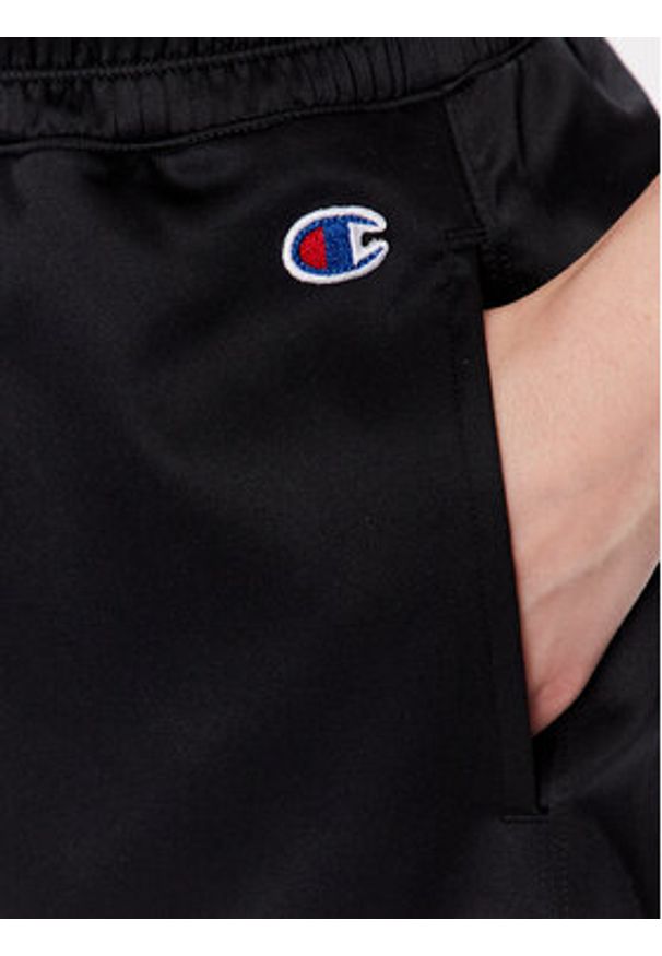 Champion Szorty sportowe 116261 Czarny Regular Fit. Kolor: czarny. Materiał: syntetyk