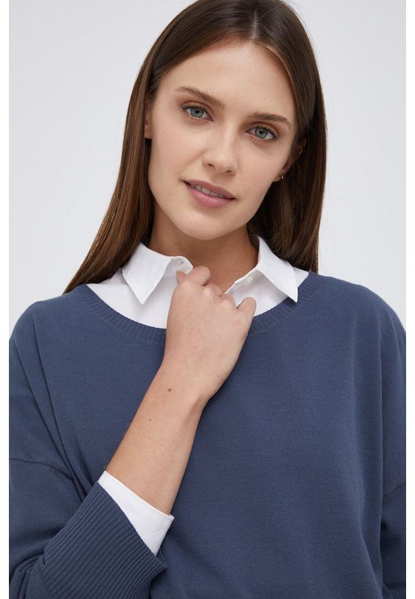 Mos Mosh - Sweter. Kolor: niebieski. Materiał: dzianina