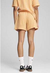 Puma - Damskie strukturalne szorty ESS ELEVATED 5" z wysokim stanem PUMA. Stan: podwyższony. Kolor: żółty, pomarańczowy, wielokolorowy. Sport: fitness