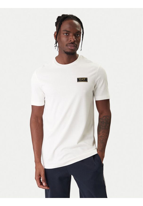 EA7 Emporio Armani T-Shirt 7M001331 AF13739 U0004 Écru Regular Fit. Materiał: wiskoza