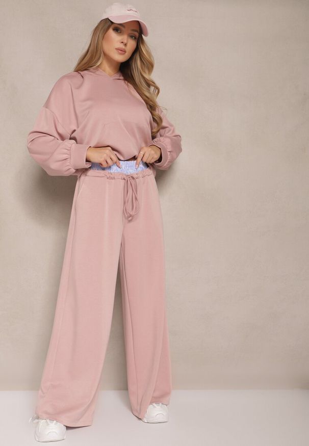 Renee - Różowy Komplet Dresowy z Wiskozą Bluza i Spodnie o Szerokim Kroju Lisanora. Kolor: różowy. Materiał: dresówka, wiskoza. Sport: turystyka piesza