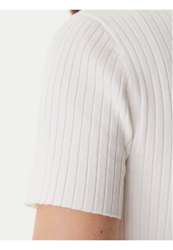 DKNY Polo DJ6R0236 Écru Regular Fit. Typ kołnierza: polo. Kolor: kremowy. Materiał: wiskoza