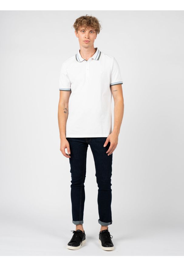 Guess Koszulka Polo | M1YP55K9WF1 | Mężczyzna | Biały. Typ kołnierza: polo. Kolor: biały. Materiał: bawełna. Wzór: aplikacja