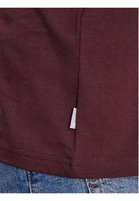 Levi's® T-Shirt 16143-1011 Bordowy Relaxed Fit. Kolor: czerwony. Materiał: bawełna