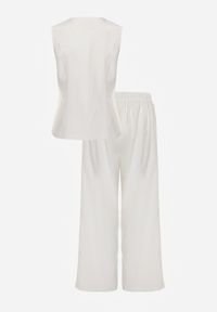 Born2be - Biały Komplet Garniturowy z Bawełną Kamizelka i Szerokie Spodnie Sererissa. Kolor: biały. Materiał: bawełna #2