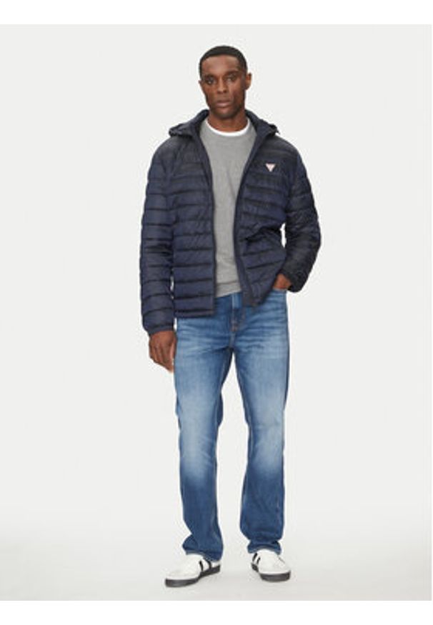 Guess Jeans Kurtka puchowa M5RL99 WHAB2 Granatowy Regular Fit. Kolor: niebieski. Materiał: syntetyk