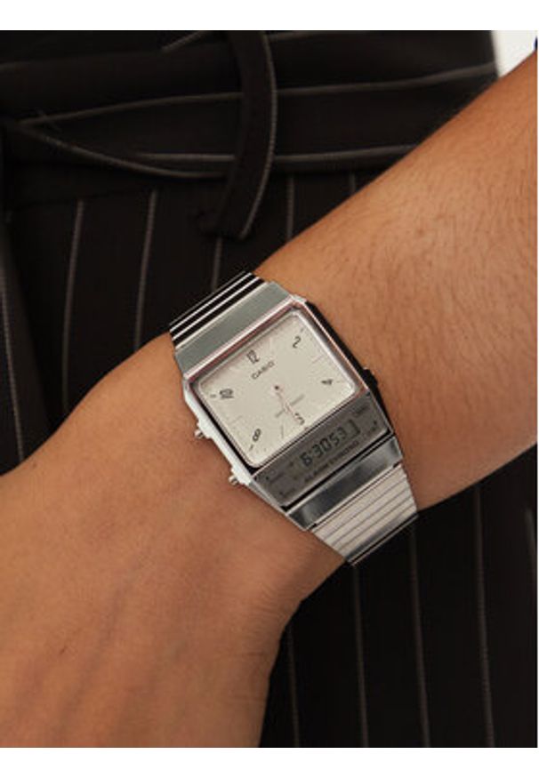Casio Zegarek Vintage Edgy AQ-800E-7A2EF Srebrny. Kolor: srebrny. Styl: vintage