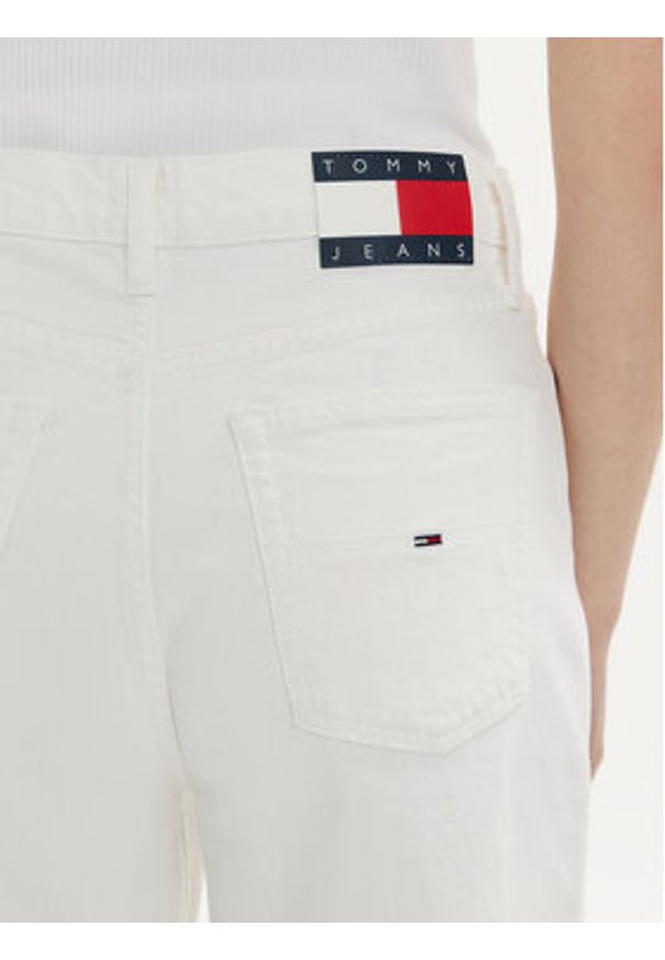 Tommy Jeans Jeansy Claire DW0DW18322 Biały Wide Leg. Kolor: biały