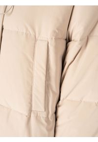 Silvian Heach Kurtka "Down Jacket" | PGA22446PI | Kobieta | Beżowy. Okazja: na co dzień. Typ kołnierza: kaptur. Kolor: beżowy. Materiał: poliester. Styl: casual #12