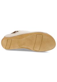 Beżowe Sandały Armodo Wygodne Obuwie Damskie. Okazja: na co dzień. Kolor: beżowy. Materiał: skóra. Sezon: lato. Styl: klasyczny, casual, elegancki #4