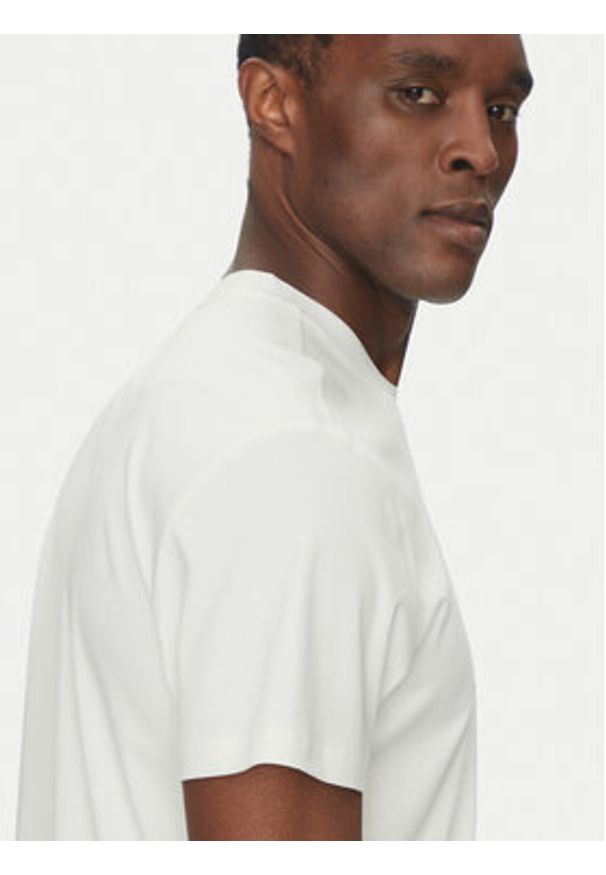 Marciano Guess T-Shirt 5GHI09 6323A Biały Regular Fit. Kolor: biały. Materiał: lyocell