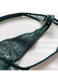 Intica - Stringi koronkowe z cyrkoniami na specjalne okazje Lovisa. Kolor: fioletowy. Materiał: koronka. Wzór: aplikacja #5