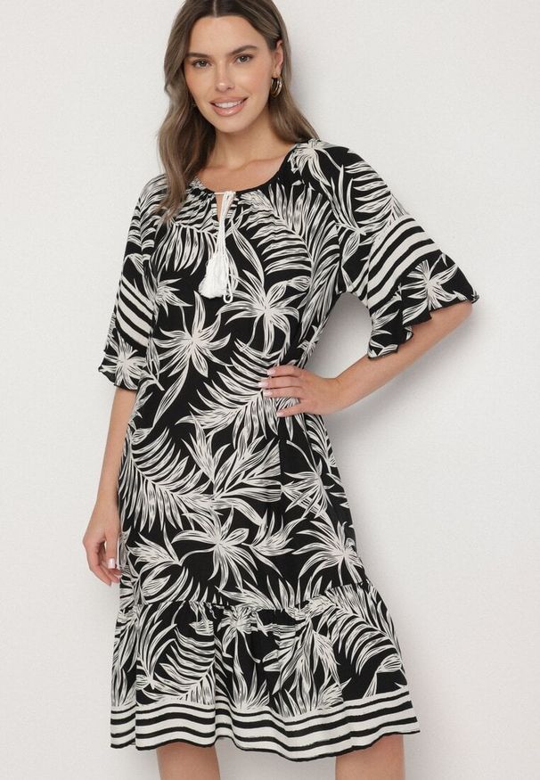 Born2be - Czarna Sukienka o Pudełkowym Kroju z Wiązaniem przy Dekolcie w Roślinny Wzór Mirionela. Kolor: czarny. Długość rękawa: krótki rękaw