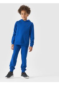 4f - 4F Bluza dresowa nierozpinana z kapturem chłopięca - niebieska 146 (10-11 lat). Okazja: na co dzień. Typ kołnierza: kaptur. Kolor: niebieski. Materiał: dresówka. Wzór: gładki, ze splotem. Sezon: lato. Styl: casual, sportowy #2