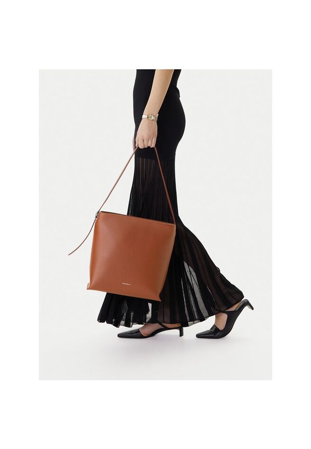 Torebka Coccinelle. Kolor: brązowy