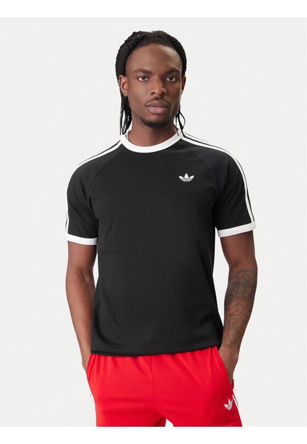 Adidas - adidas T-Shirt 3-Stripes KE3538 Czarny Regular Fit. Kolor: czarny. Materiał: bawełna