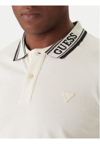 Guess Polo M6RP60 K7O64 Écru Regular Fit. Typ kołnierza: polo. Kolor: kremowy. Materiał: bawełna #3