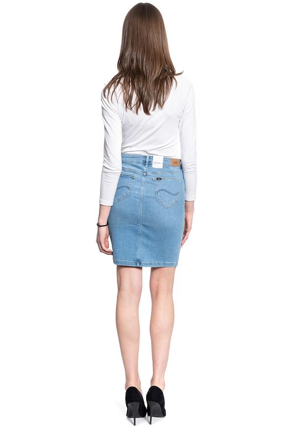 Lee - LEE PENCIL SKIRT DAMSKA SPÓDNICA JEANSOWA LIGHT LOU L38GQDXJ 112108197. Materiał: jeans