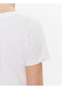 EA7 Emporio Armani T-Shirt 8NTT50 TJFKZ 1100 Biały Regular Fit. Kolor: biały. Materiał: bawełna