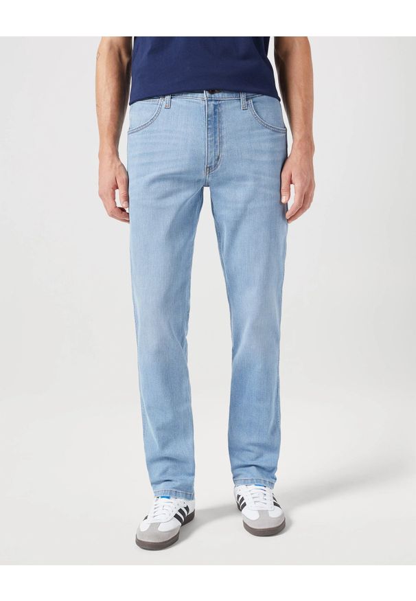 Wrangler - Męskie Spodnie Jeansowe Regular Fit Desert Oasis 112351219 W154017980, W40 L32. Okazja: na co dzień. Styl: klasyczny, casual