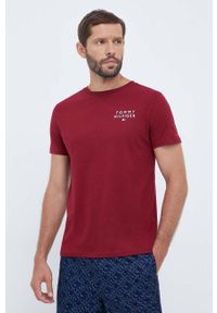 TOMMY HILFIGER - Tommy Hilfiger t-shirt lounge bawełniany kolor bordowy melanżowy. Kolor: czerwony. Materiał: bawełna. Długość rękawa: krótki rękaw. Długość: krótkie. Wzór: melanż. Styl: klasyczny