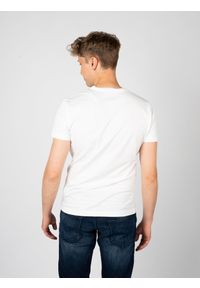 Diesel T-shirt "T-Diegor" | A12754-RPATI | Mężczyzna | Biały. Okazja: na co dzień. Kolor: biały. Materiał: bawełna. Wzór: nadruk. Styl: klasyczny, elegancki, casual