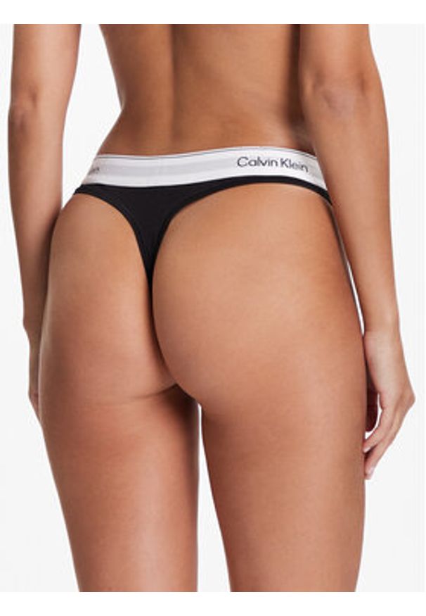 Calvin Klein Underwear Stringi LV00QF8518 Czarny. Kolor: czarny. Materiał: bawełna