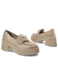 Beżowe Półbuty Armodo Eleganckie Buty Damskie. Okazja: do pracy, na spacer, na co dzień, na spotkanie biznesowe. Kolor: beżowy. Materiał: skóra. Obcas: na obcasie. Styl: elegancki. Wysokość obcasa: średni #5