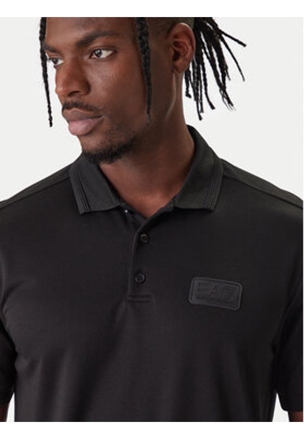 EA7 Emporio Armani Polo 7M001359 AF13862 UC001 Czarny Slim Fit. Typ kołnierza: polo. Kolor: czarny. Materiał: syntetyk