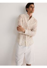 Reserved - Bawełniana koszula slim fit - beżowy. Kolor: beżowy. Materiał: bawełna