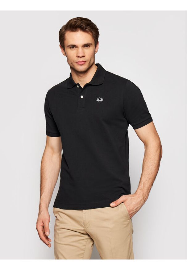 La Martina Polo BPMP01 PK031 Czarny Regular Fit. Typ kołnierza: polo. Kolor: czarny. Materiał: bawełna