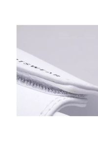 4f - Klapki 4F W 4FSS23FFLIF070-10S białe. Okazja: na plażę, na co dzień. Kolor: biały. Materiał: materiał, syntetyk. Sezon: lato, wiosna. Styl: sportowy, casual #7