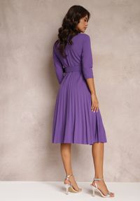 Renee - Ciemnofioletowa Sukienka Plisowana z Paskiem Valfe. Kolor: fioletowy. Materiał: dzianina #4